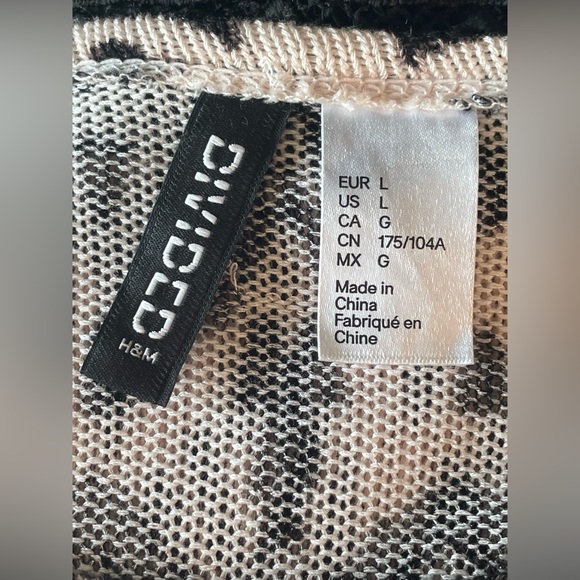 H&M Divided Open knit thin all season sweater - Picture 13 of 13